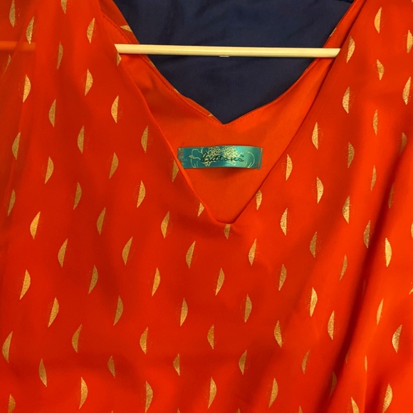 Cute fun dress for summer and fall! Size medium fits 10/12 - Picture 2 of 2